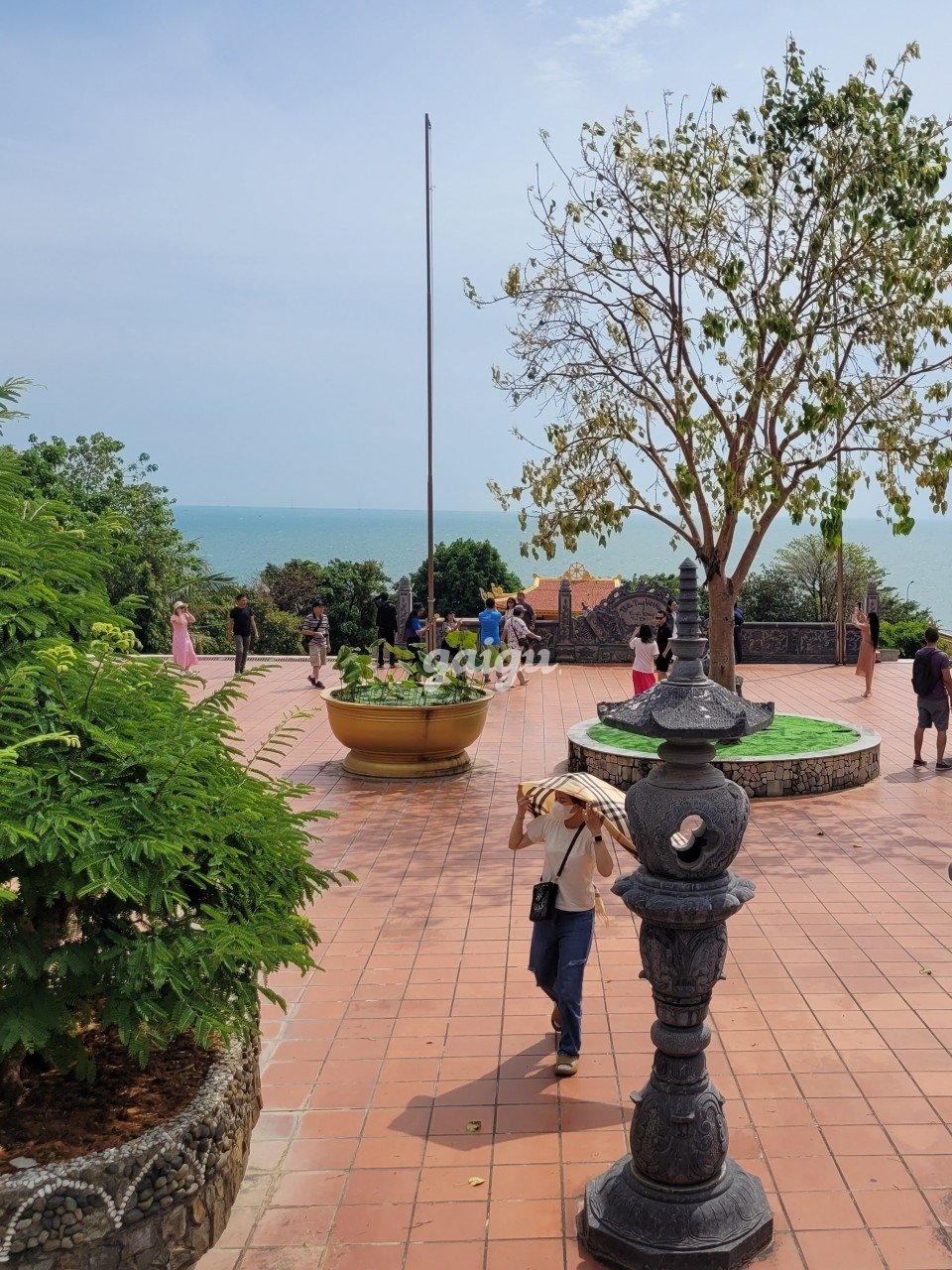 Châu Pha. 2k3 non tơ xinh đẹp dể thương