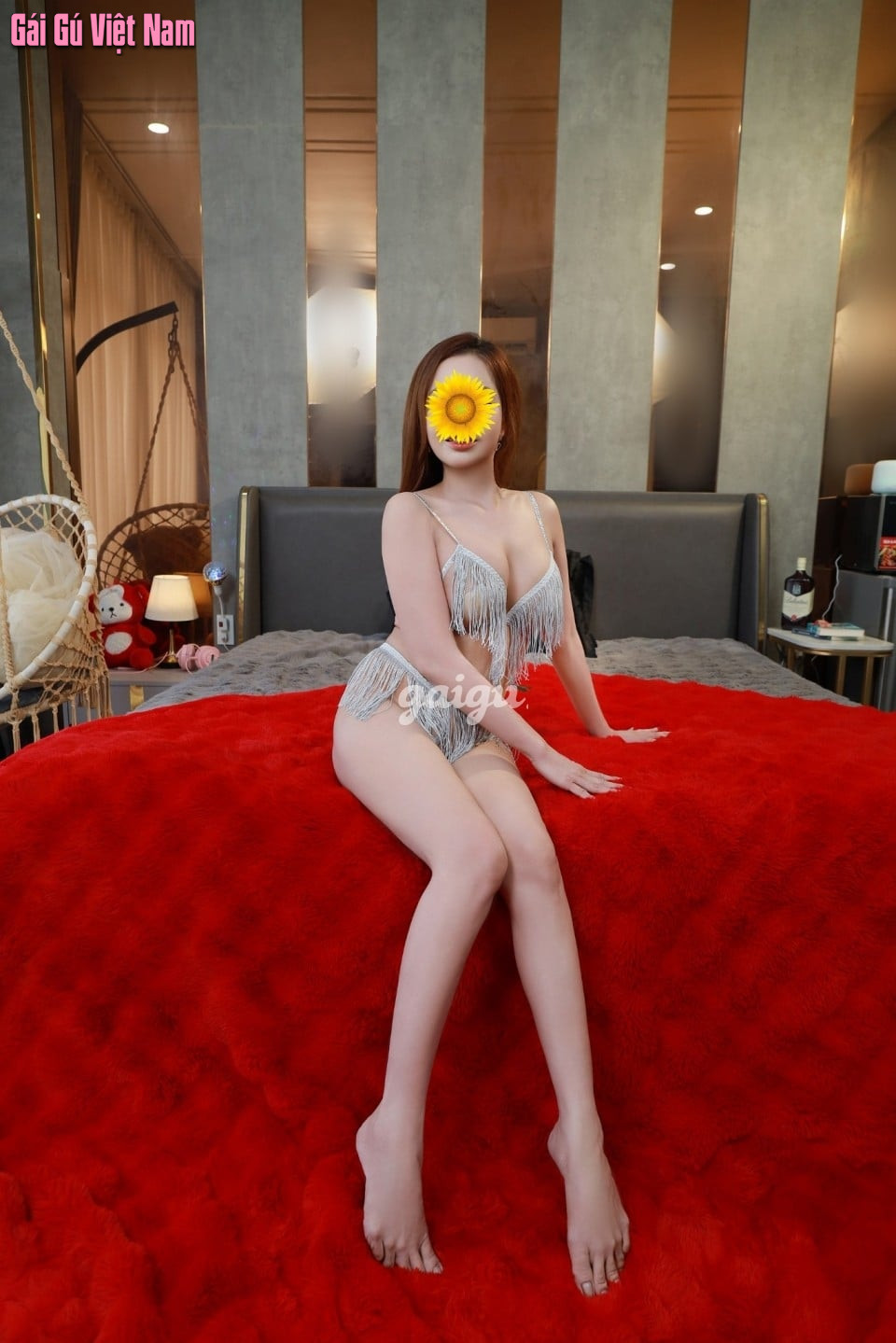 SAN SAN SIÊU PHẨM LÀM TÌNH DỊCH VỤ ĐÊ MÊ MỚI ĐI LÀM LẦN ĐẦU